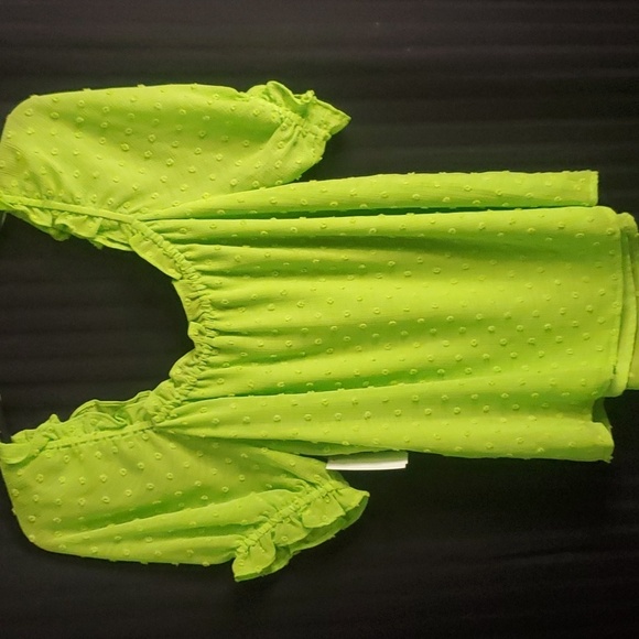 CeCe Swiss Dot Puffered Sleeve  Blouse Size XS - Picture 2 of 3